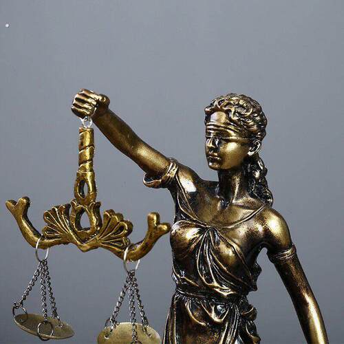 覆古司法公平正义女神阿基米德忒弥斯雕塑律师办公桌天平摆件雕像 - 图0