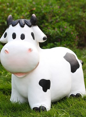 户外卡通小奶牛摆件花园林农场庭院景观动物装饰品玻璃钢雕塑小品