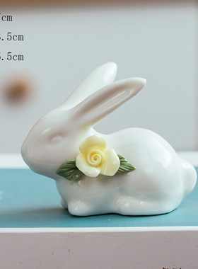 陶瓷手捏花月兔白瓷小兔子办公室摆件陶瓷摆件陶瓷可爱小玉兔一对