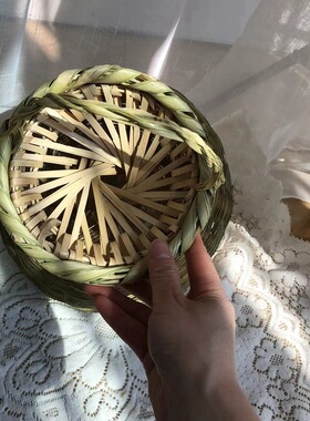 竹编鱼篓捕鱼抓虾工具鱼笼黄鳝笼户外钓鱼篓儿童拍照道具饭店装饰