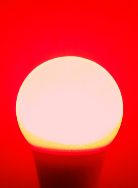 led彩色灯泡e27e14螺口红色绿蓝色粉紫色暖黄色灯泡七彩装饰节能