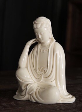 仿古何朝宗款明清古典德化窑陶瓷摆件盘坐小佛像白瓷小自在观音