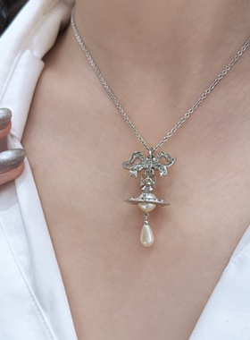 《现货秒发》土星蝴蝶结水滴巴洛克珍珠项链女小众设计感高级项链