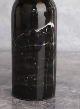 意式极简大理石金色样板房样品屋展示中心卧室柜客厅饭厅桌面家居