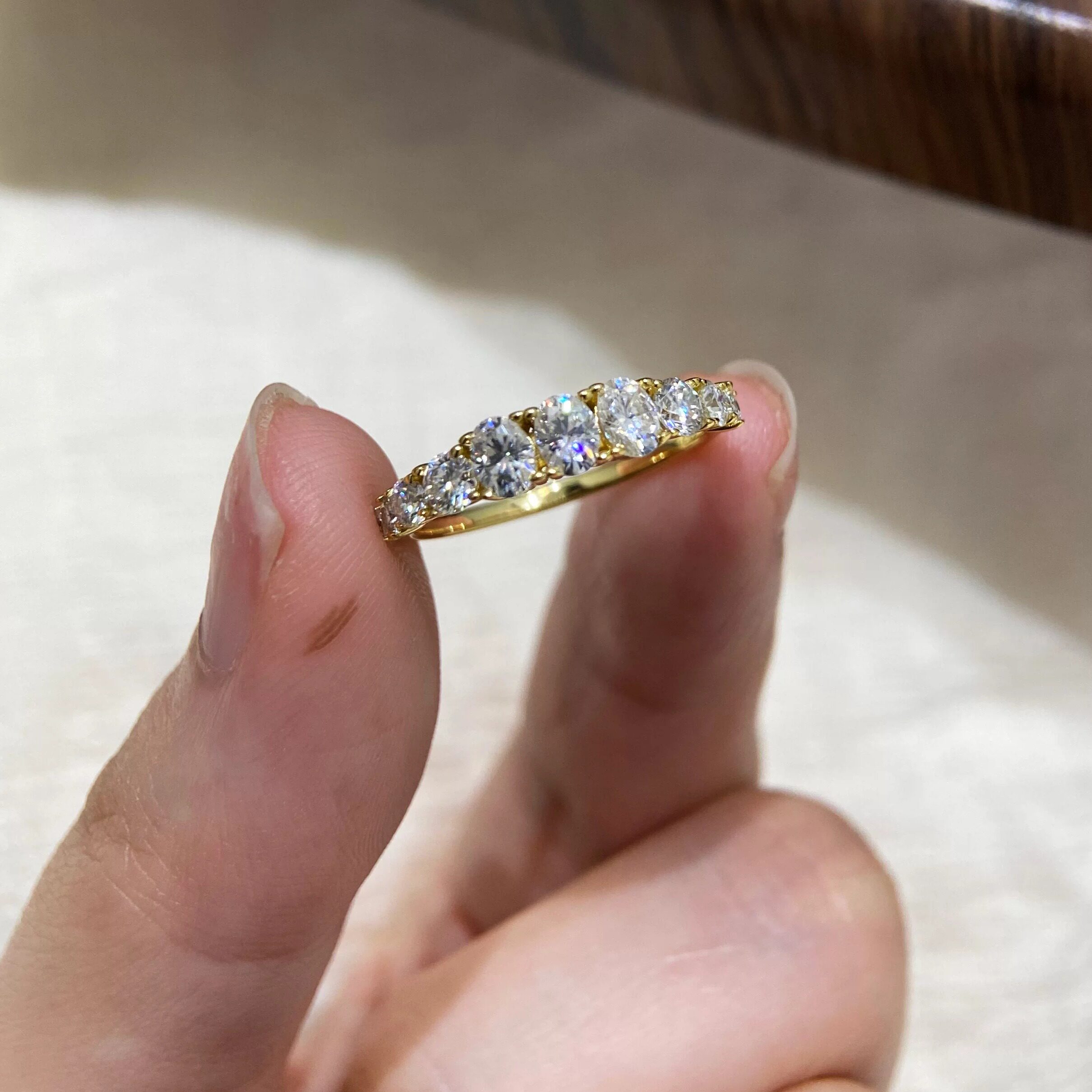Egg-shaped diamond row moissanite ring 925 silver plated 18 gold light luxury luxury daily commuting index finger women's ring