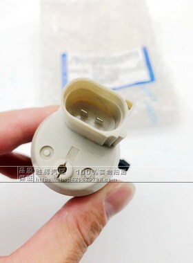 适配别克昂科威雨刮喷水壶马达探界者前后挡风玻璃喷水马达 电机