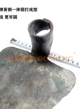 手工锻打三角犁锄头三角耙矿山工地钢铁耙农具开沟犁地神器锄头