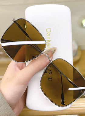 新款墨镜太阳镜时尚通用方形