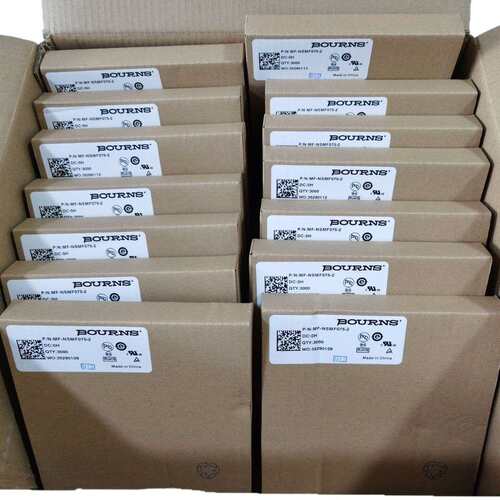 原装R5F2136AFJFP TQFP64 R5F2136A 16位微控制器R5F2136集成芯片 - 图2