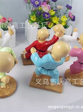 直销精美树脂礼品娃娃 可工艺摆件小和尚 创意少林功夫小子