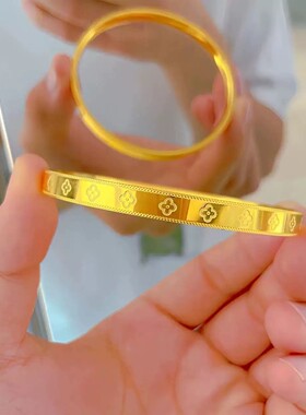 越南沙金幸运草手镯时尚款通勤OL女款铜镀金首饰搭配货源现货