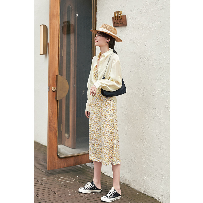 两件套吊带裙女夏紫色碎花新款衬衫 畅彩连衣裙