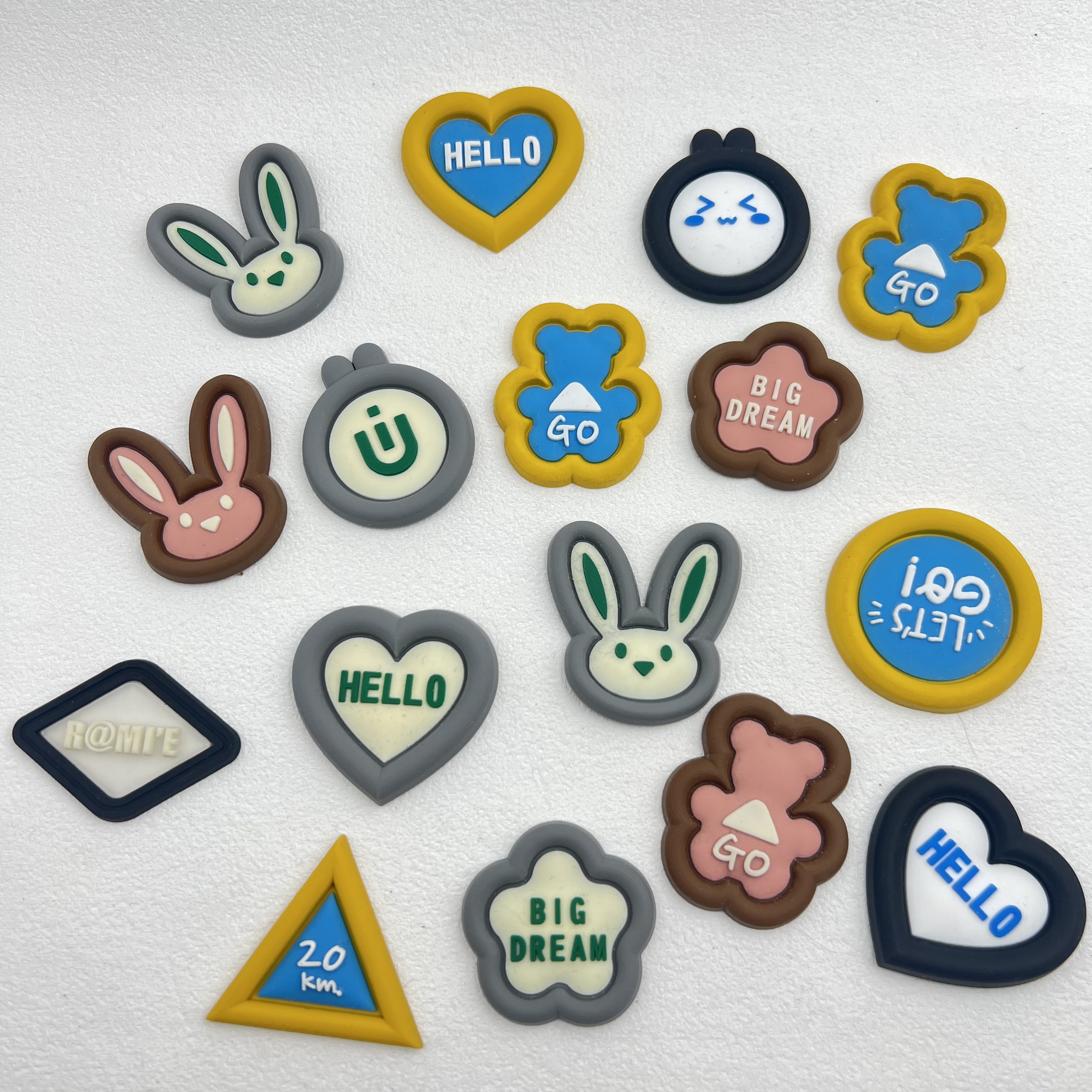 滴塑标盲盒布标皮革标超纤标纯棉布贴服装破洞补丁个性装饰可定制 - 图2