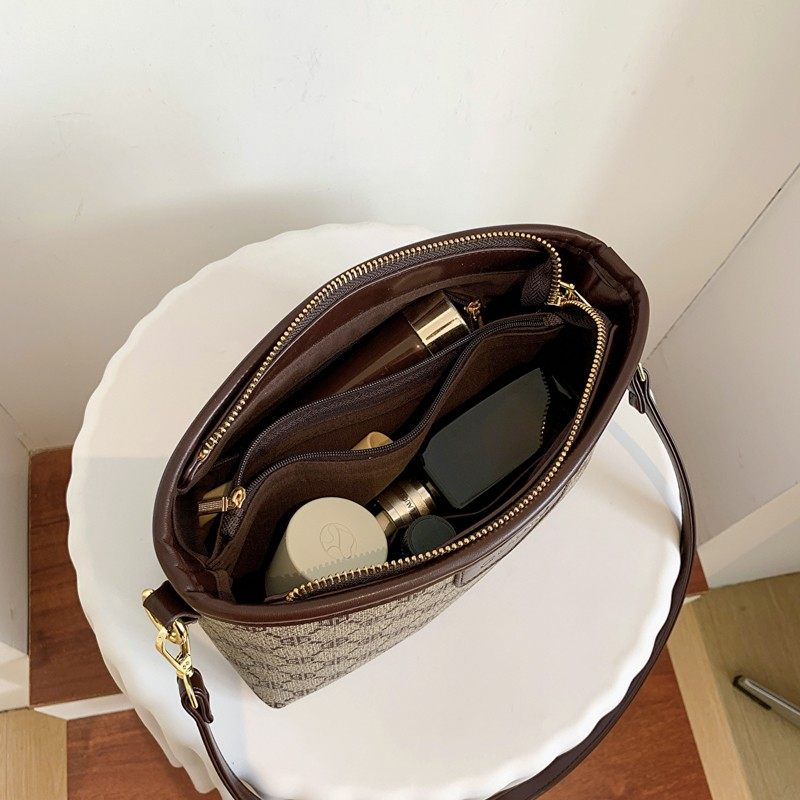 高级质感小众小包包女2026新款时尚轻奢小方包百搭手提单肩斜挎包,淘宝优惠券,粉丝福利购,淘宝优惠卷