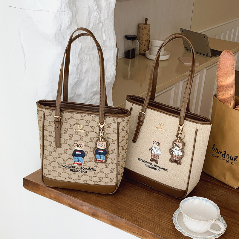 2026新款原创小熊帆布托特包女式单肩手提包大容量撞色通勤购物袋,淘宝优惠券,粉丝福利购,淘宝优惠卷