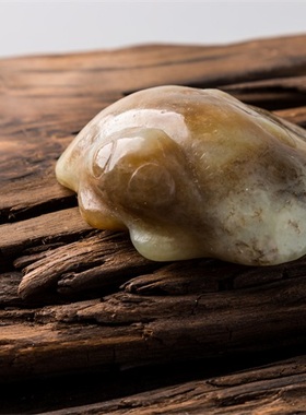 红山文化题材玉器鸟枭挂件