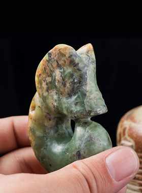 东北析木河磨玉猪龙红山文化