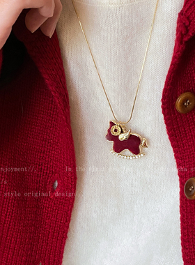 马上好运本命年红色丝绒小马项链女复古高级感长款毛衣链配饰饰品