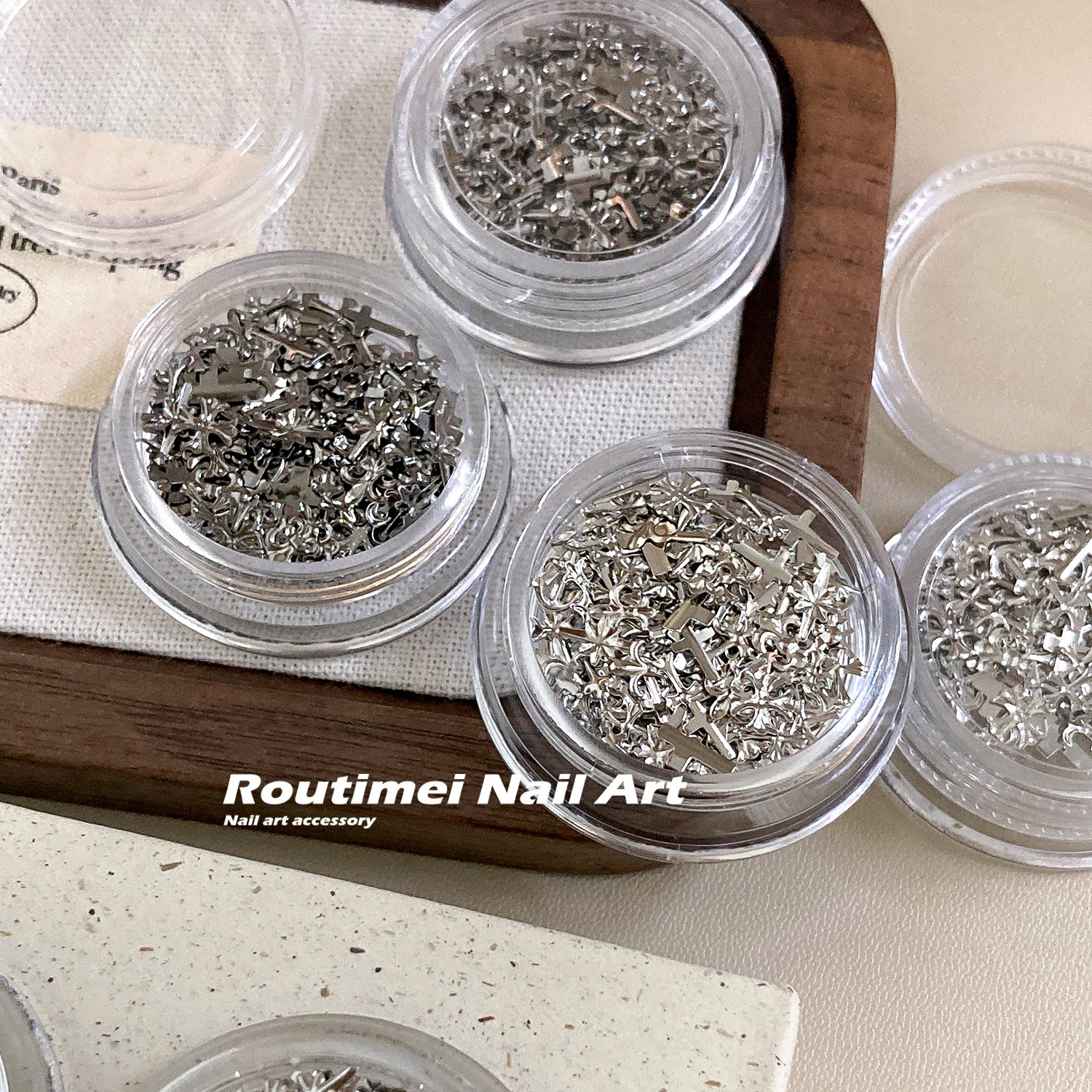 暗黑复古克罗心美甲小饰品金属银色十字架迷你混装克罗心套装饰品,淘宝优惠券,粉丝福利购,淘宝优惠卷