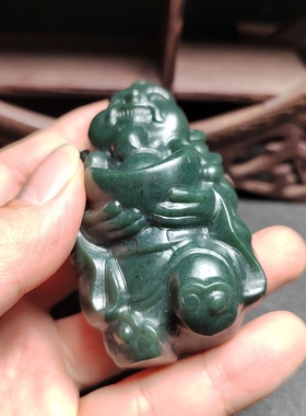 财神爷手把件塔青青玉和田玉