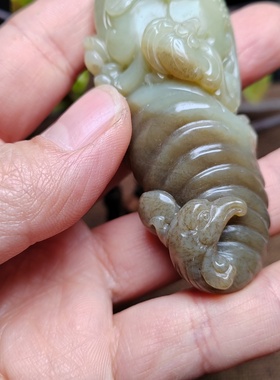 和田玉把件和田玉糖青白玉貔貅