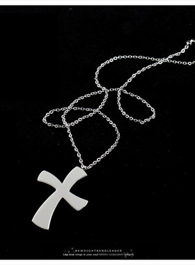 十字架项链不掉色钛钢饰品男女锁骨链嘻哈个性小众设计感不掉色