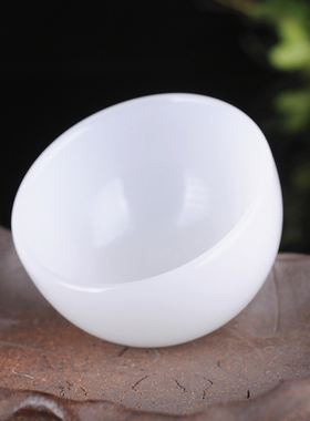 新疆和田玉功夫茶杯天然摆件