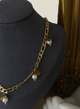 黄打屁ins钛钢珍珠蝴蝶叠戴项链