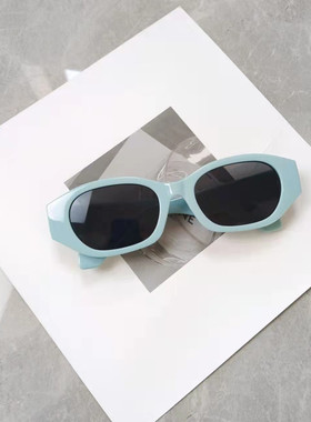 天蓝色墨镜女2023新款复古小框太阳镜未来感防晒嘻哈眼镜男开车夏
