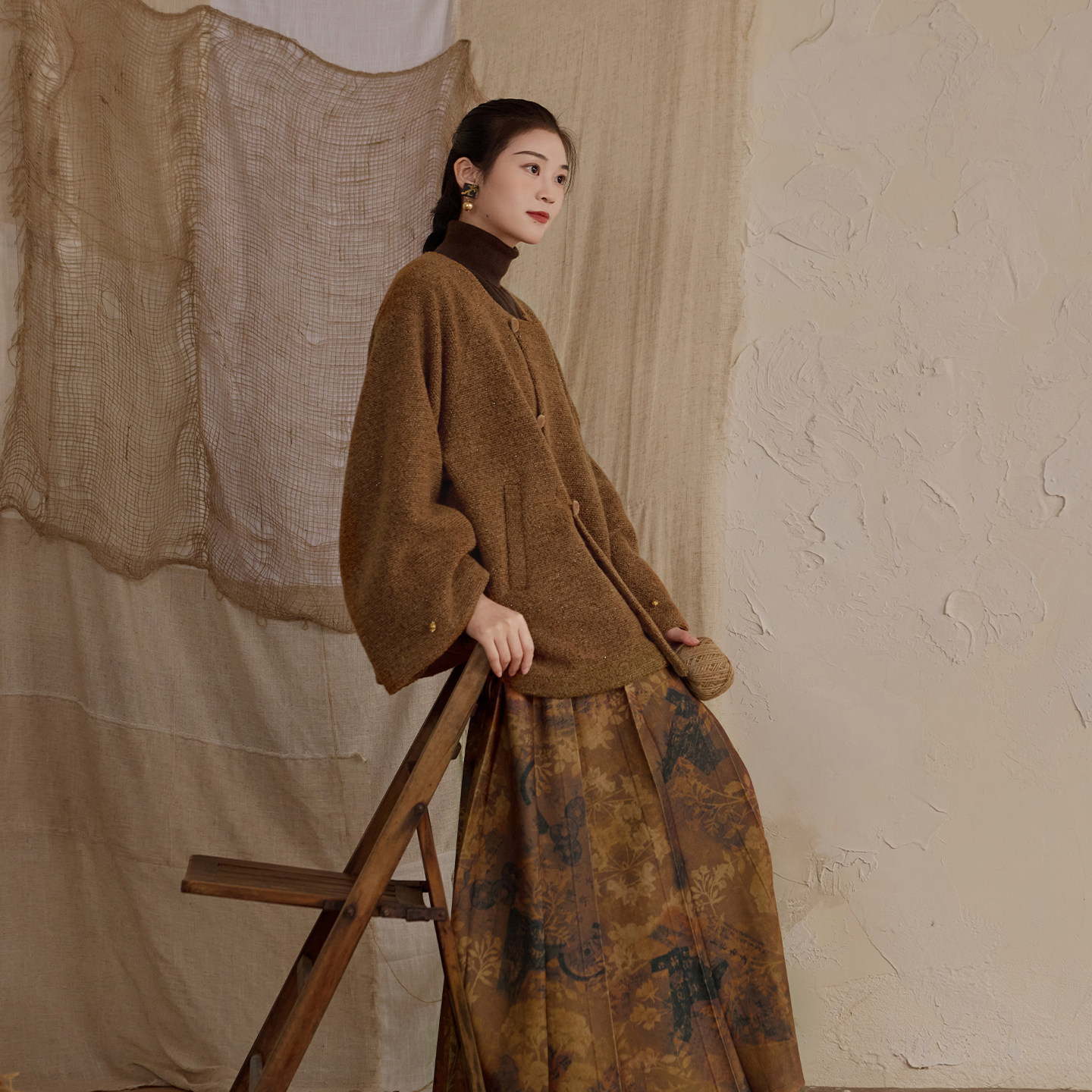 听旬浮光冬季新款汉服女原创复古保暖圆领袍新中式国风羊毛短大衣,淘宝优惠券,粉丝福利购,淘宝优惠卷