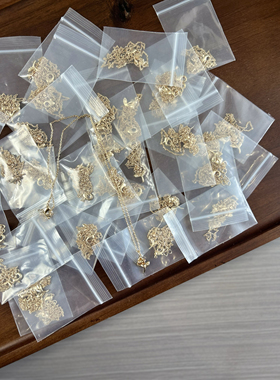 立体小玫瑰花吊坠项链bm风同款平替女新精致简约锁骨链高级感饰品