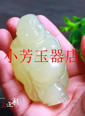 精选新疆和田玉高冰种青白玉站佛玉石笑佛手把件青白玉弥勒佛吊坠