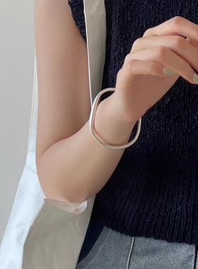 重工轻奢简约几何斜角方形手镯