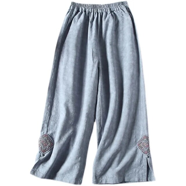 ກາງເກງ jacquard ສິລະປະຂອງແມ່ຍິງທີ່ມີປຸ່ມແຜ່ນດິດແລະກາງເກງເກົ້າຈຸດສີແຂງ