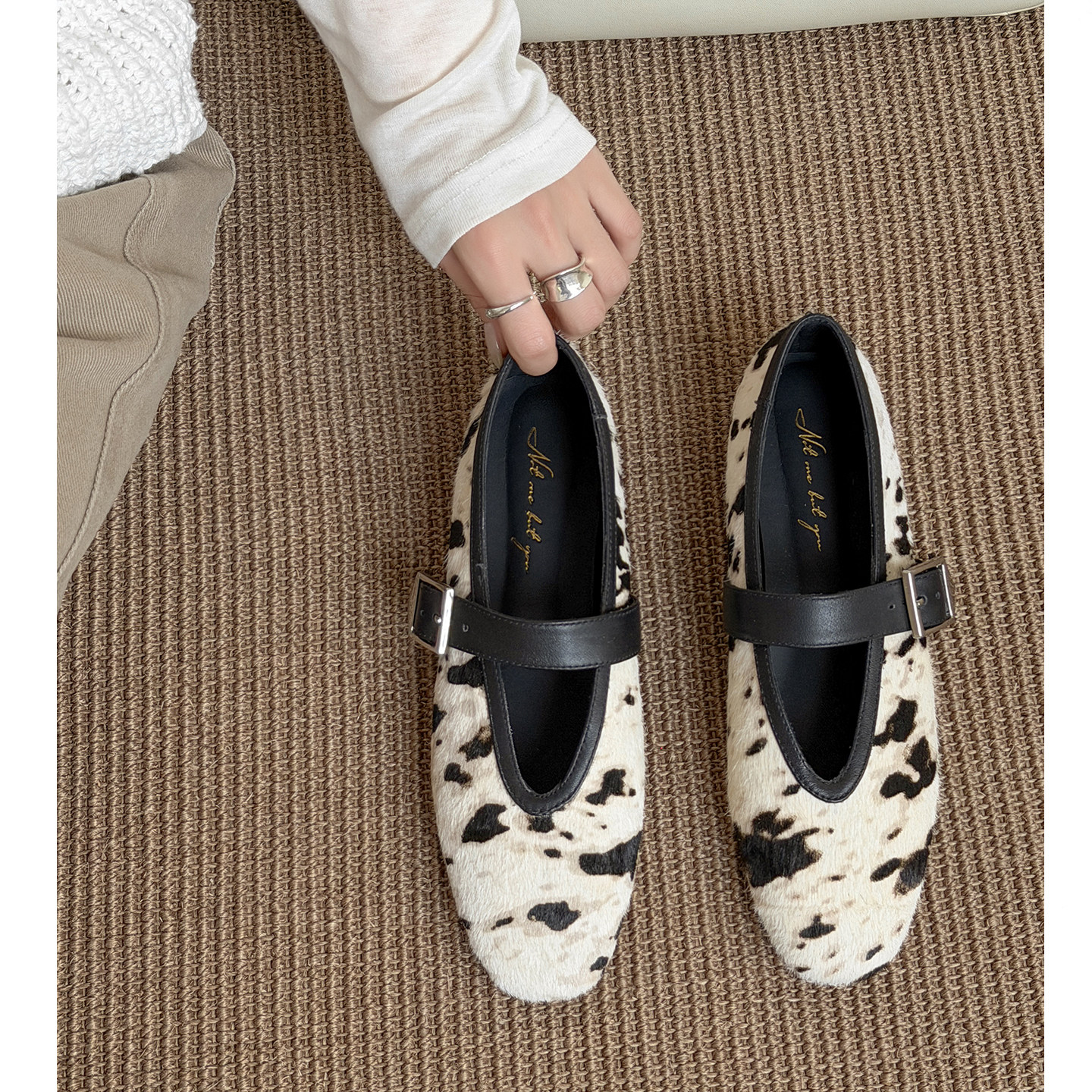 Kmeizu巨软~平底玛丽珍鞋女新款V口马毛一字扣带赫本文艺通勤单鞋,淘宝优惠券,粉丝福利购,淘宝优惠卷