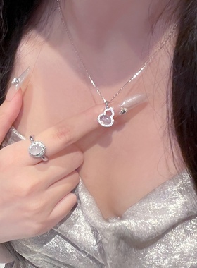 「幸运葫芦」天然白玉髓项链S925纯银锁骨链颈链生日礼物轻奢吊坠