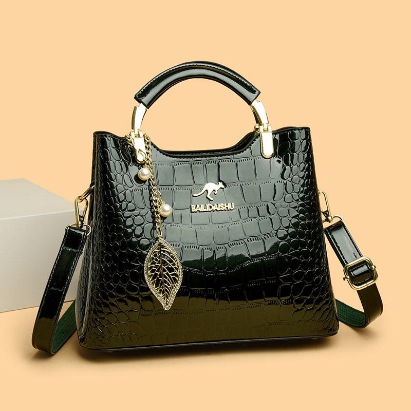 潮真皮妈妈包2025新款时尚鳄鱼纹大气中年女士包包轻奢品牌手提包,淘宝优惠券,粉丝福利购,淘宝优惠卷