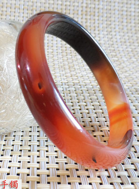 巴西花纹红黑色古朴风玛瑙手镯