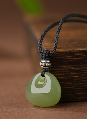 和田玉福袋平安青玉吊坠