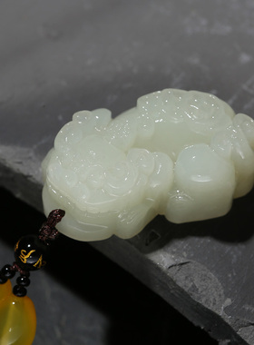 吊坠项链招财转运情侣白玉石