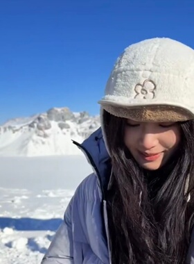 卢昱晓同款羊羔毛雷锋帽女2026冬季出游防寒保暖护耳飞行帽贝雷帽