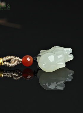 和田玉生肖马玉吊坠马上来财挂件