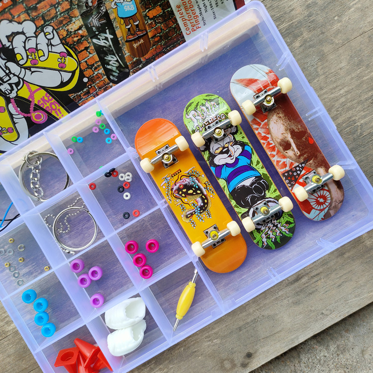 三个塑料手指滑板套装指尖四轮迷你小滑板车男女孩礼物收纳盒益智,淘宝优惠券,粉丝福利购,淘宝优惠卷