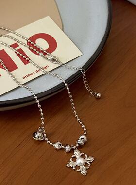 浅钛金色鸢尾花珍珠十字架吊坠项链女小众甜酷时尚轻奢气质锁骨链