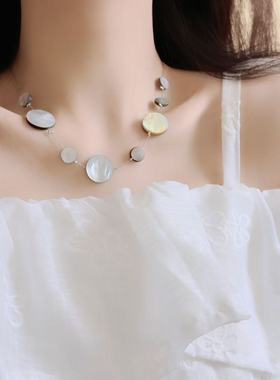 克莱因蓝色圆墨片项链女高级感轻奢小众精致超显白百搭锁骨链颈链