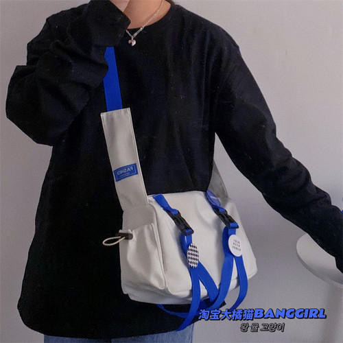 克莱因蓝韩国ins百搭潮流工装斜挎包女 日系原宿大容量单肩包包男 - 图0