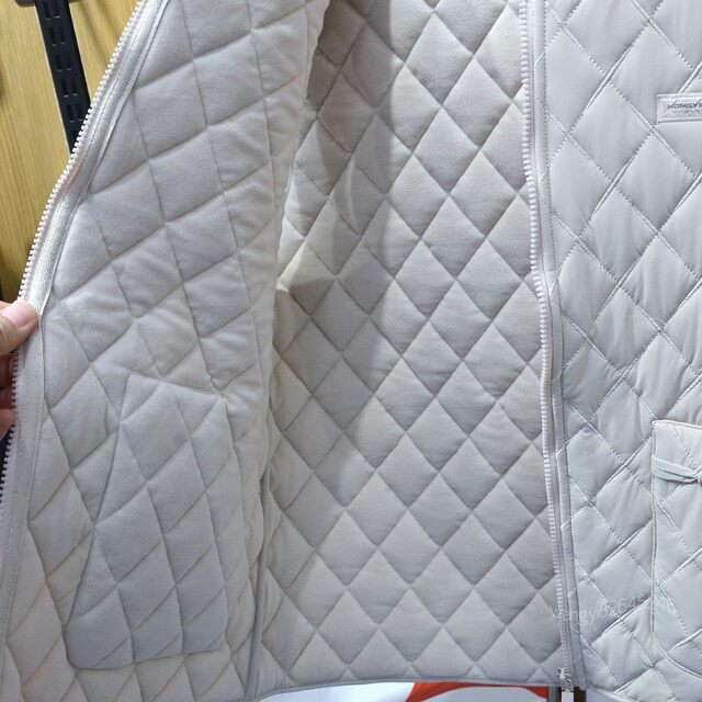 Red No. 1 Women's Windproof Autumn and Winter New Slim Vest