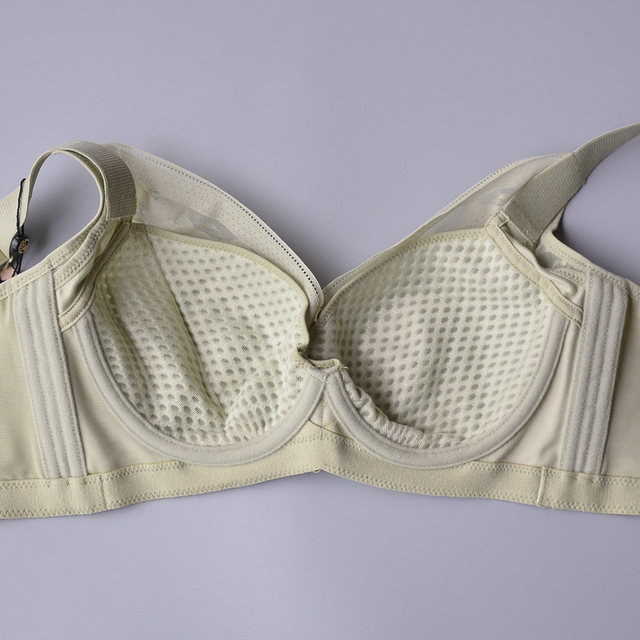 June Rose 6332 Thin C Cup Big Breast Showing Small Full Cup Bra Soft Wire Ring Adjustable Breast Retracting Bra