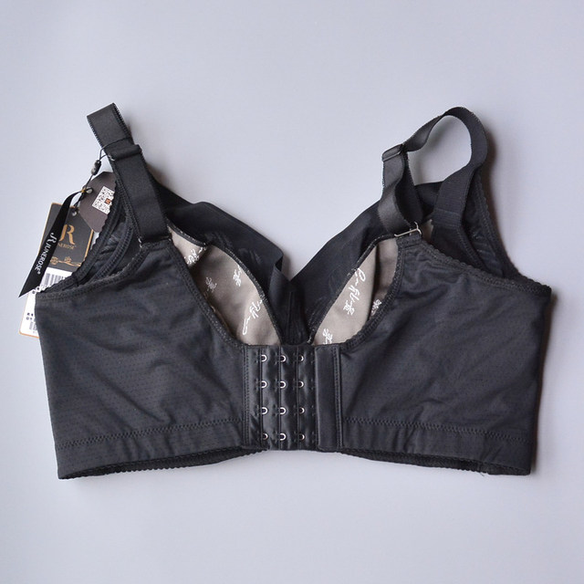 June Rose 6116 new style soft steel ring four-breasted CD ultra-thin cup big breasts showing small magnetic therapy adjustment bra