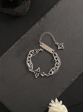 暗黑十字架手链男嘻哈百搭不掉色设计感配饰女潮小众嘻哈钛钢饰品